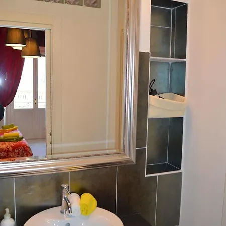 Domitilla Luxury Apart Onlyadults Apartamento Génova